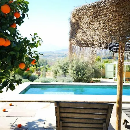 Los Almeces Villa Pizarra