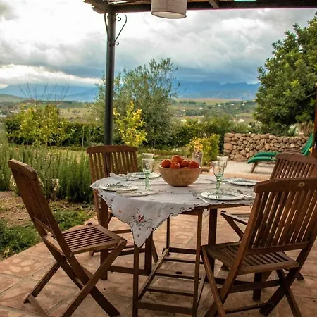 Villa Los Almeces Pizarra